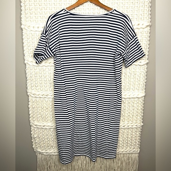Everlane The Striped Tee Dress - Picture 5 of 7